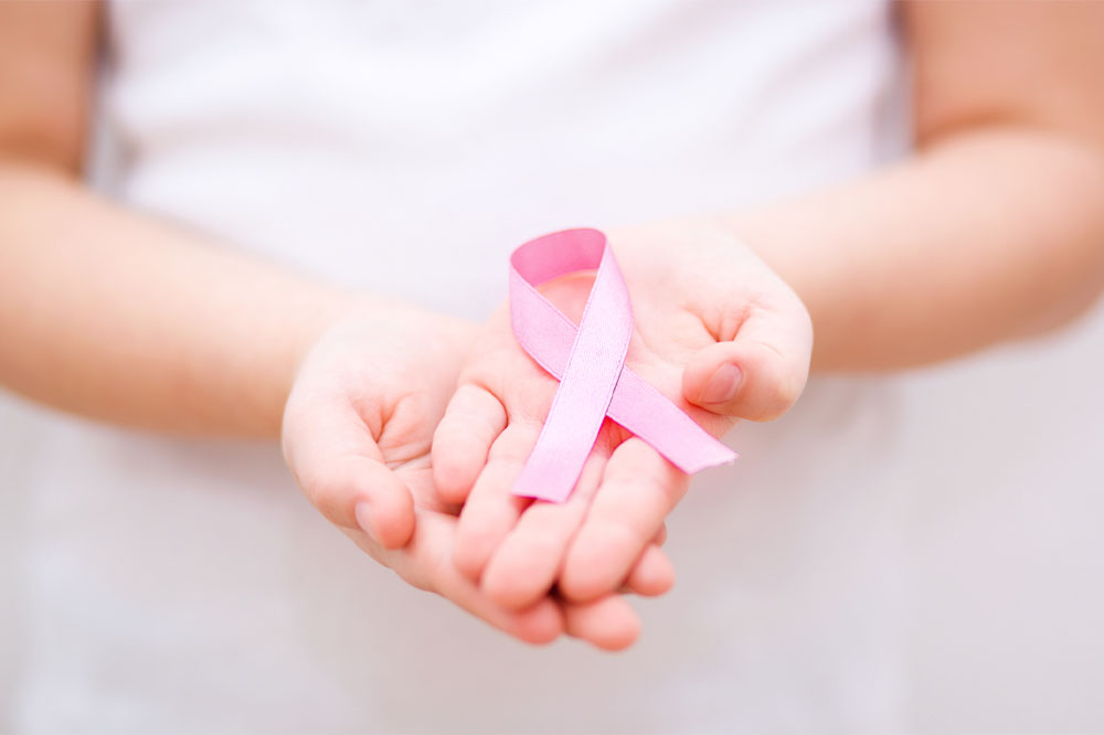 3 helpful tips to manage breast cancer