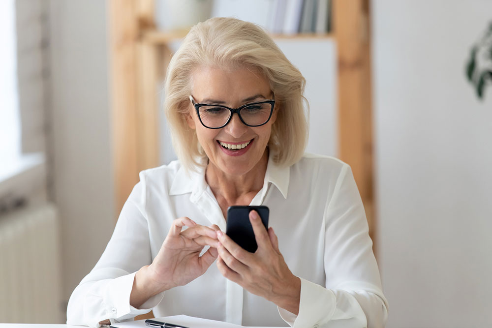 7 tips to select the best phone plan for seniors